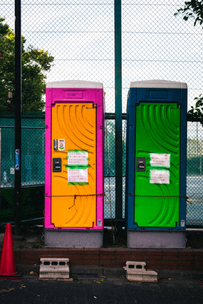 Best Porta potty delivery and setup  in Brooklyn Heights, OH